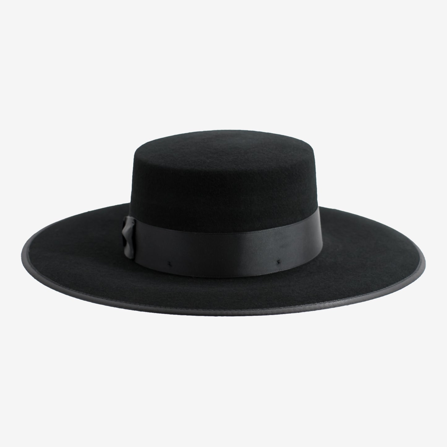 mindo-hats-claudia-cordobes-wool-hat-black-front